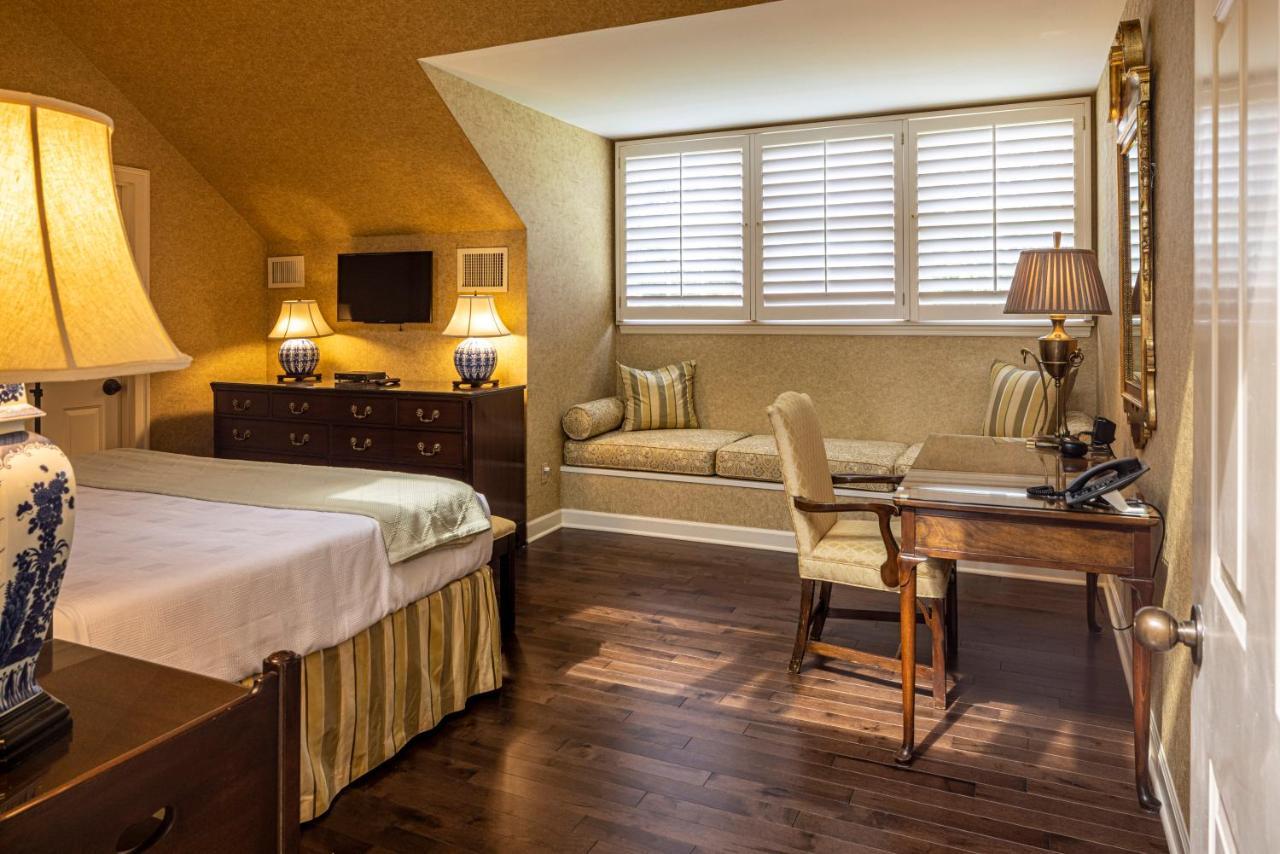 Baywood Conference And Lodging Center Coraopolis Bagian luar foto